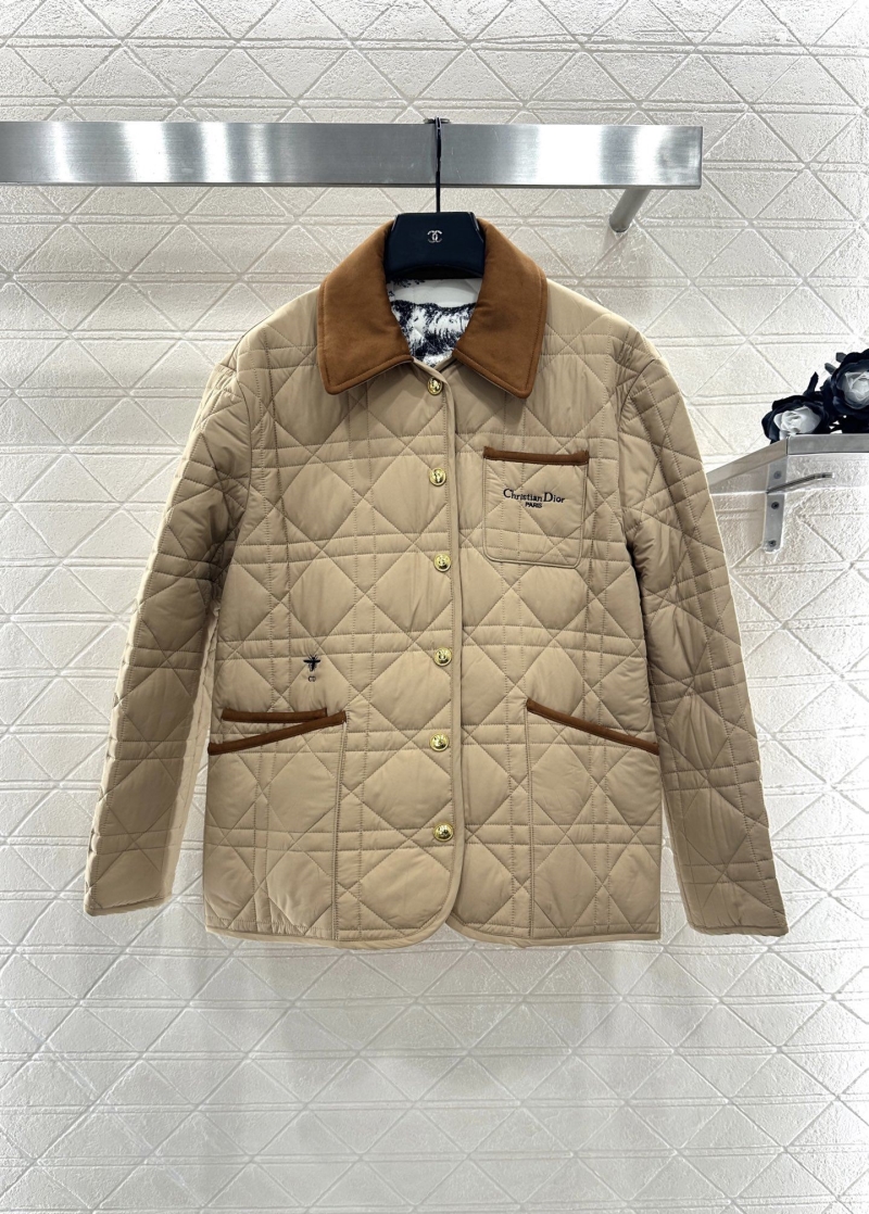 chr1st1an D10r outwear